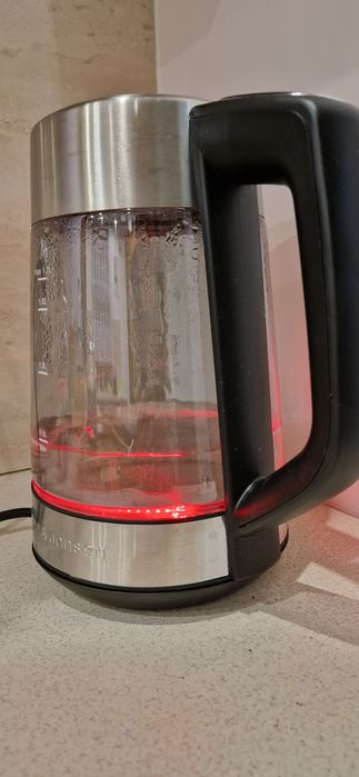 Szklany czajnik elektryczny Götze & Jensen KT870G