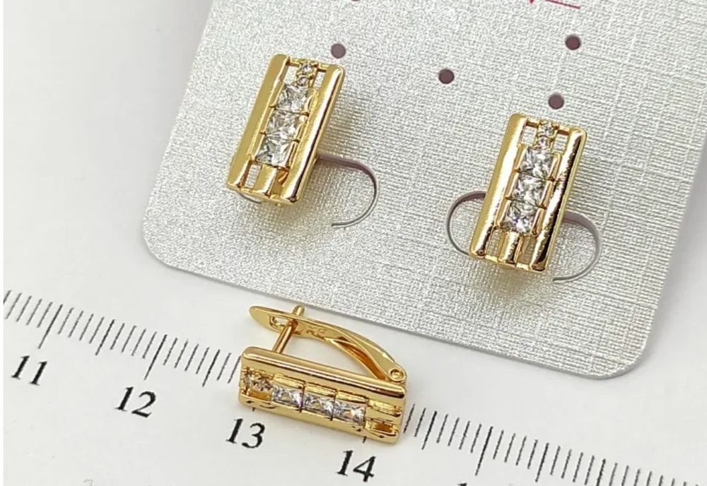 Сережки з медичного золота. Хорошої якості