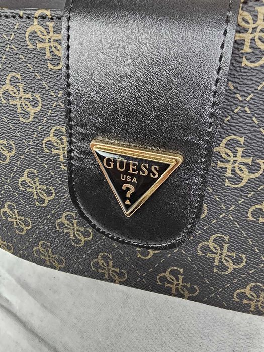 Torba Christian Dior torebki srednie łodeczka CD czarna złote znaczki