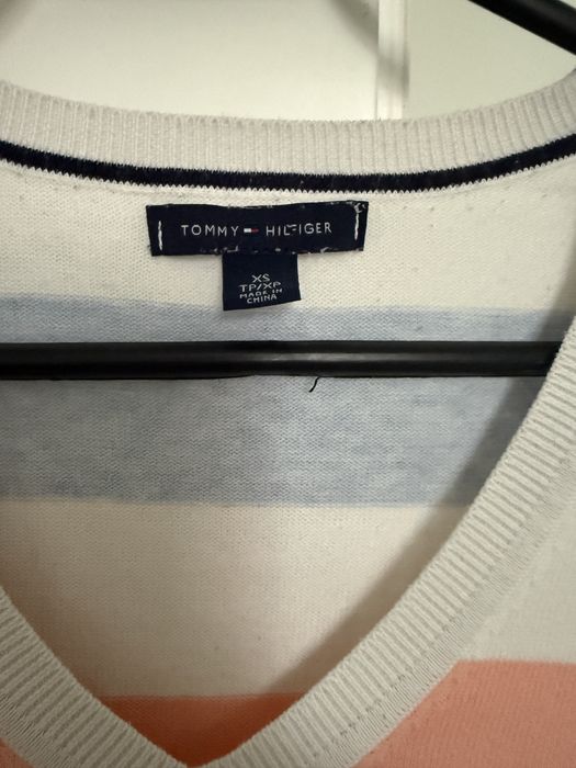 Tommy Hilfiger sweter