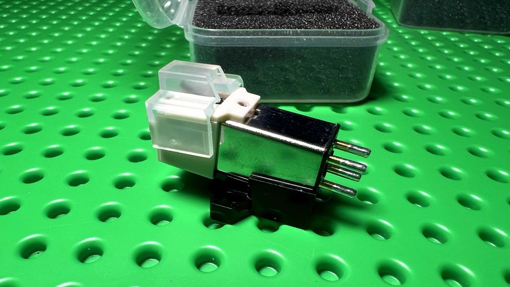 Головка для винилового проигрывателя, шелл