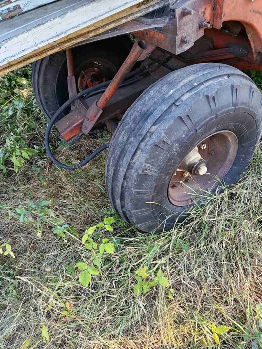 Нива комбайн на ходу