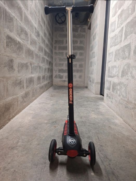 Yvolution Glider XL em bom estado