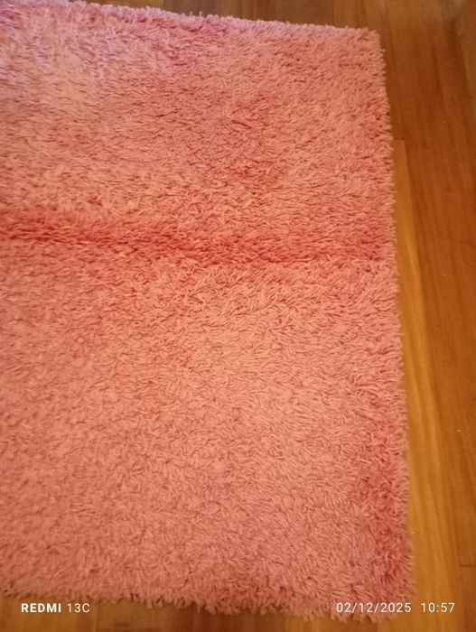 Tapetes quadrados de pelinho