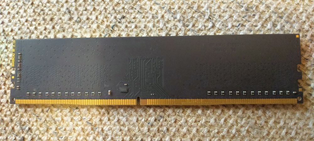 Оперативная память 8GB DDDR4 2666
CL 19-19-19-43 1.2V