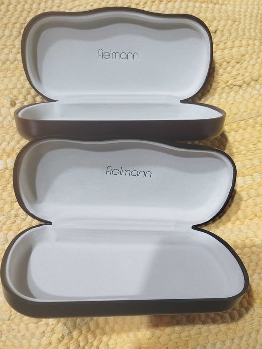 Dwa etui na okulary fielmann