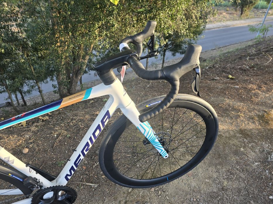 Merida com di2 e rodas carbono