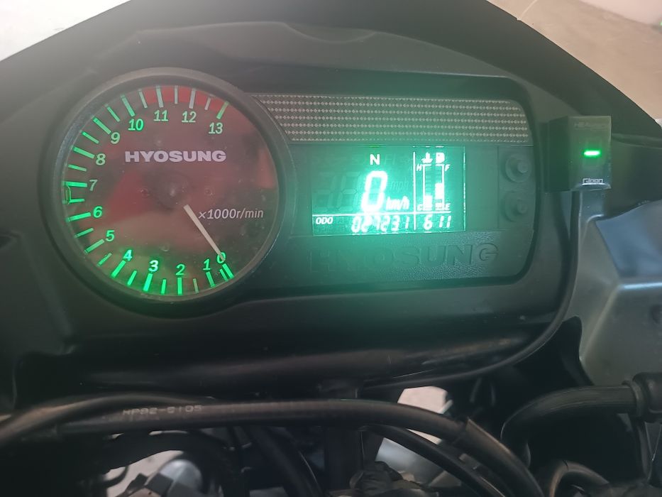 Hyosung GT650R - 2009