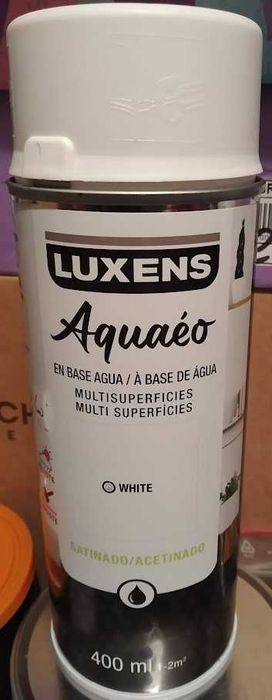 Spray em base de Água Multi Superfícies, Branco Acetinado 400 ml