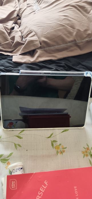 Tablet xaomi redmi pad 2 prawie nowy plus plecki