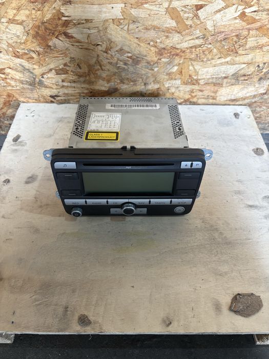 Rádio Golf V 1KO 035 191 D