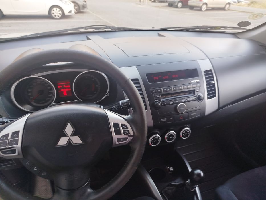 Mitsubishi Outlander 2.0Did 7Lug/2007/Versão 4×4/IUC barato/Aceito retoma