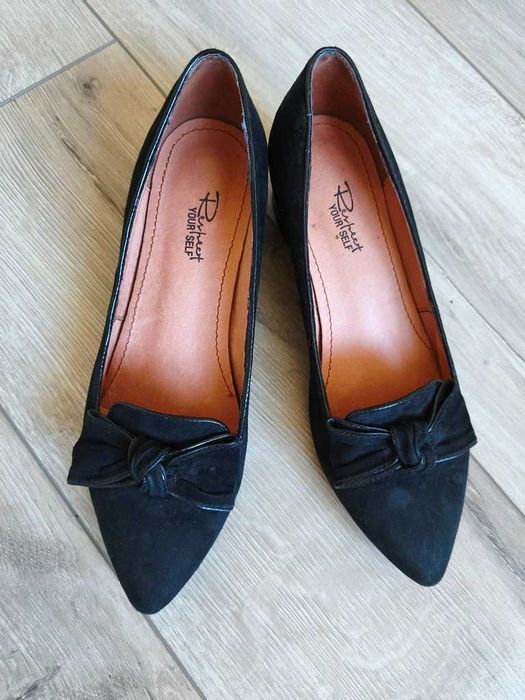 Туфлі, натуральна шкіра, замш, р.37. Ідеальний стан. Дуже комфортні