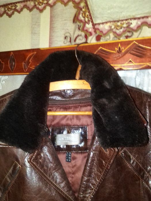 Куртки кожані...