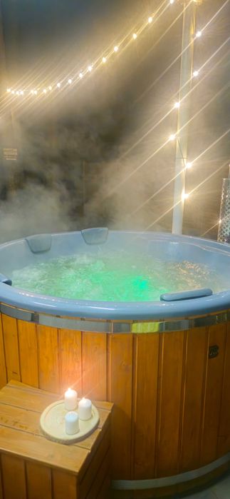 Domek nad jeziorem sauna jacuzzi ruska balia panieński sylwester