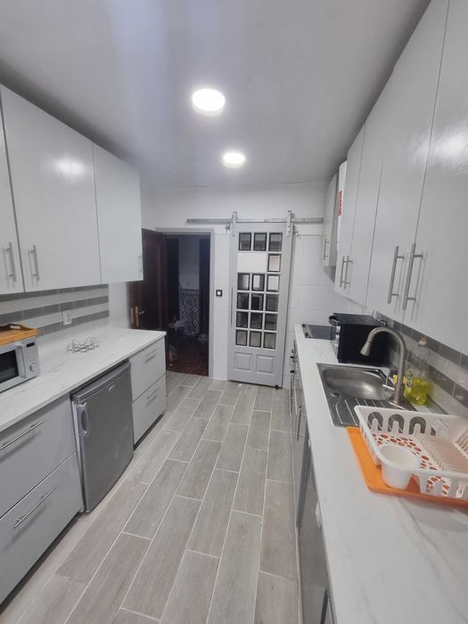 Alugo Quarto (individual) Mobilado