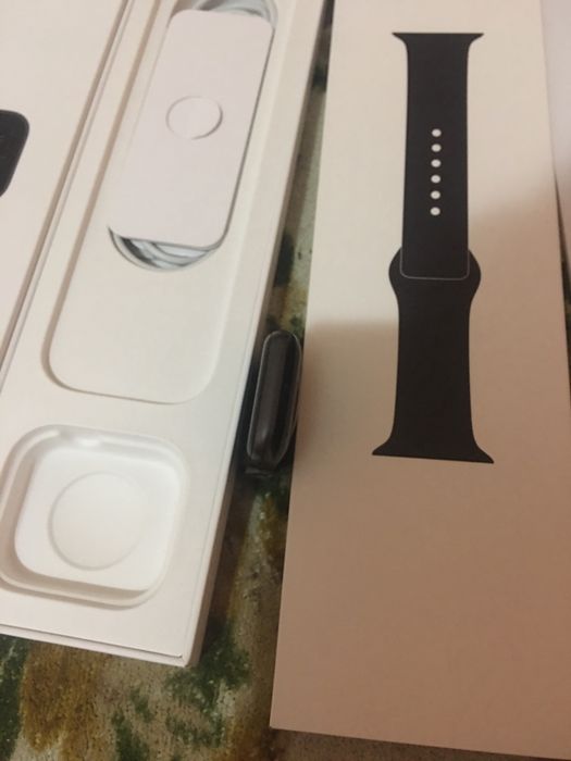 Apple Watch SE 44 гарний стан