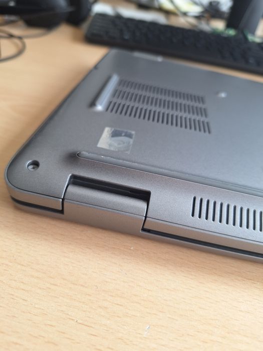 Laptop Dell 16Gb RAM dysk 512GB