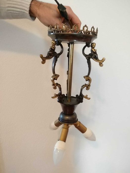 Ceiling Lamp442910104817520640