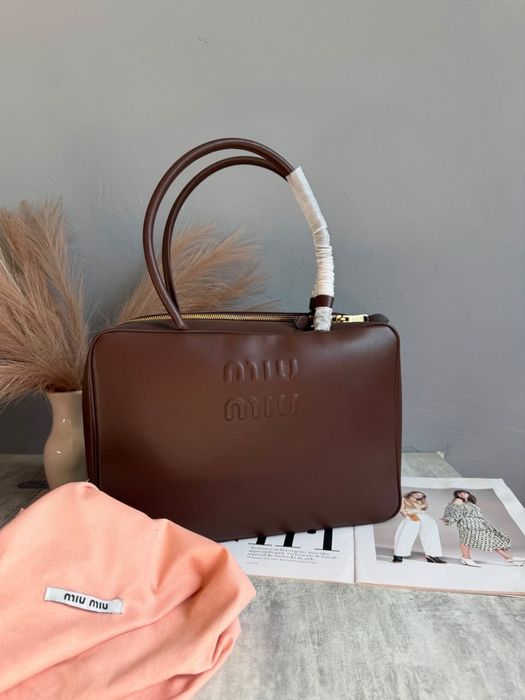 Сумка miu miu у наявності
