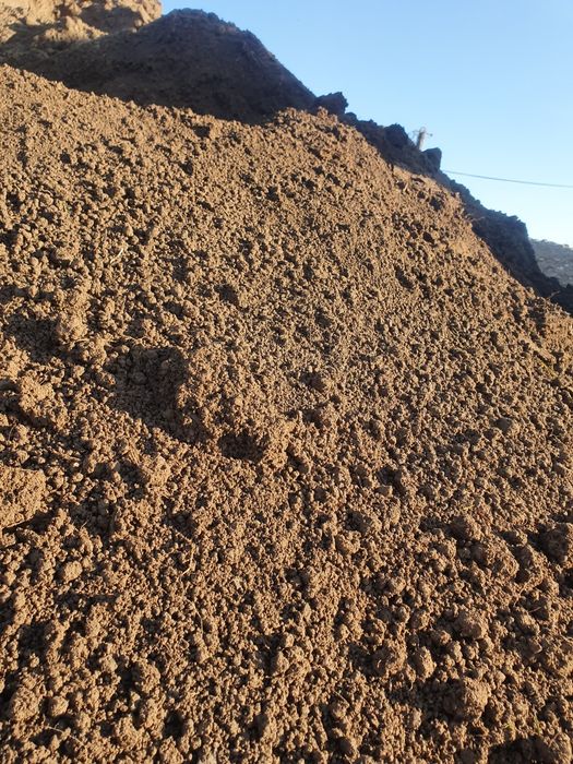 Ziemia sypka ogrodowa