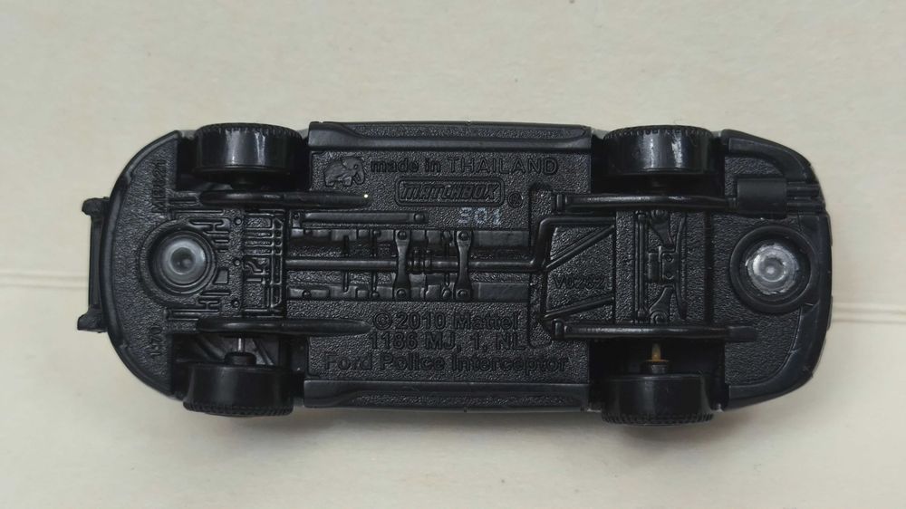 Машинка Ford Police Interceptor Matchbox