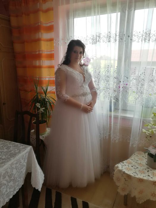 Suknia Ślubna koronkowa