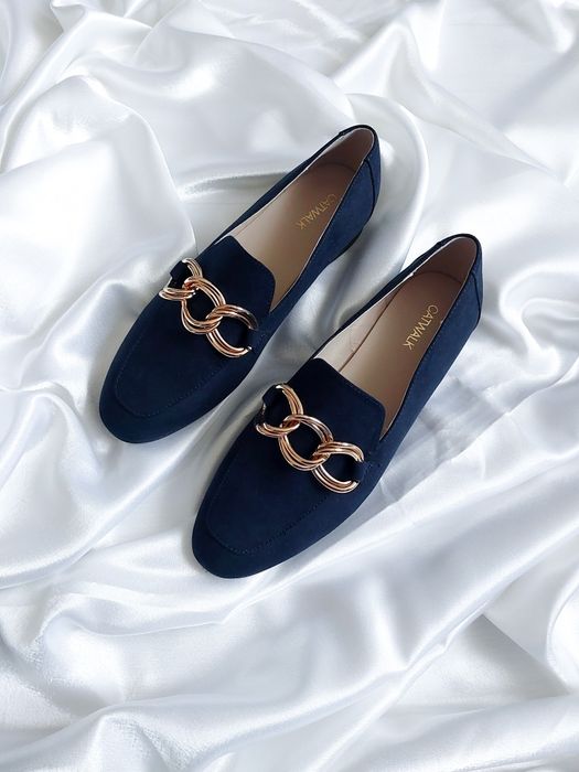 Nowe mokasyny zamszowe rozmiar 41