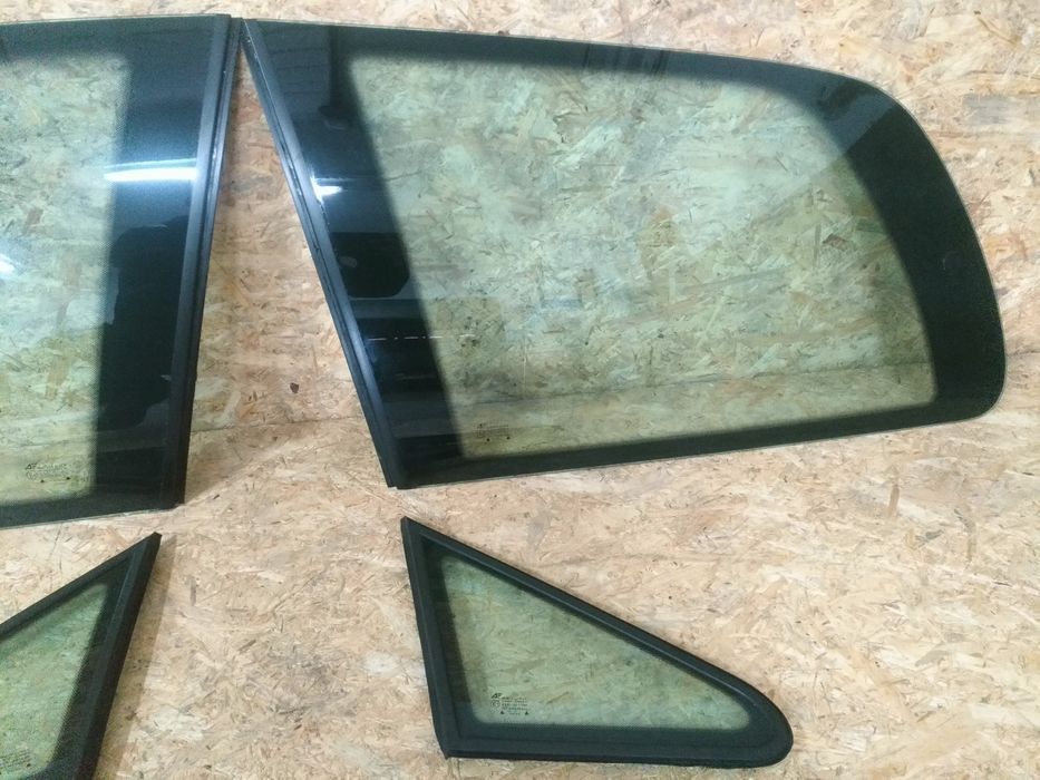 Vidro Lateral Ilharga Borracha Vw Sharan Galaxy mk2 Triangular Frente