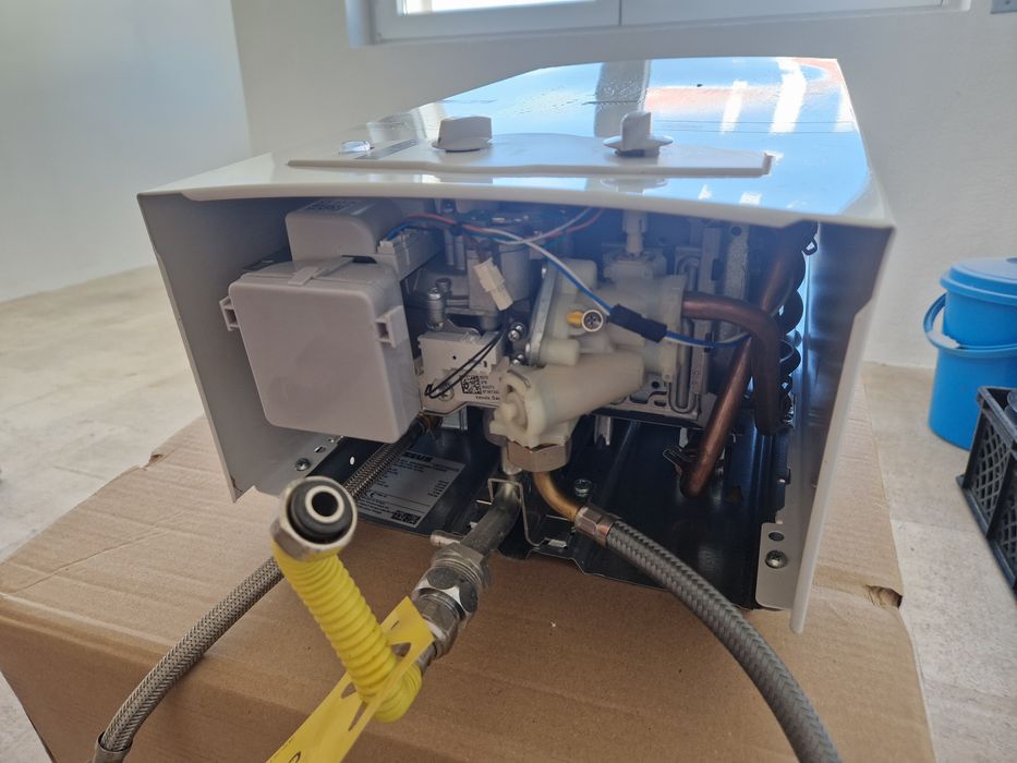 Esquentador Zeus WRN10-4 KB R 23 ZE