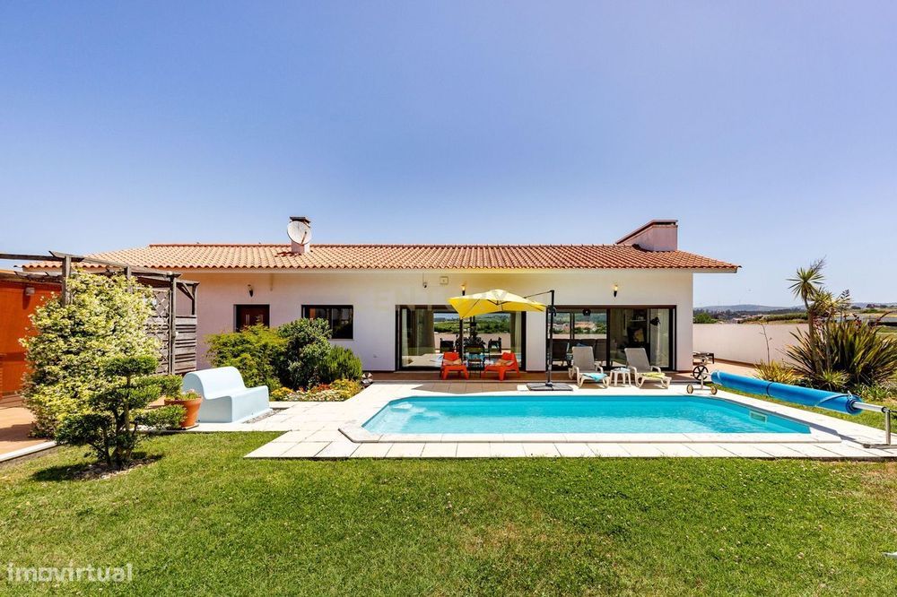 Moradia T3 na Costa de Prata | Piscina, Privacidade e Natureza