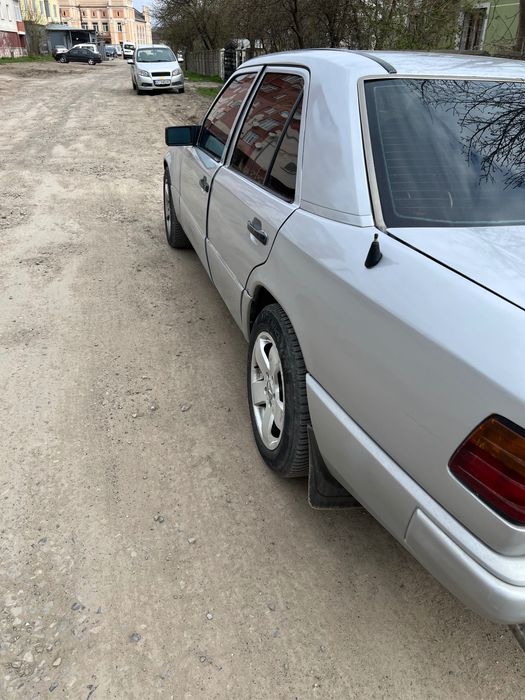 Mersedes Benz w 124