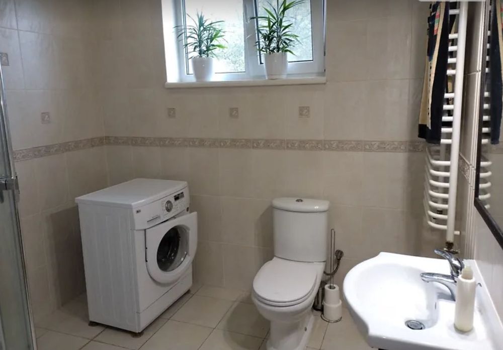 Продаж чудового будинку в затишній локації!