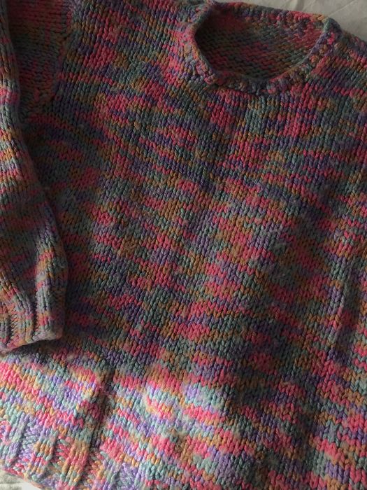 Свитер вязаный