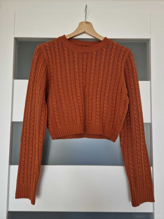 Rudy krótki sweterek styl koreański