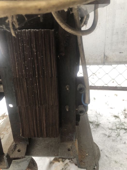 Зварювальний апарат (трансформатор) з кабелями