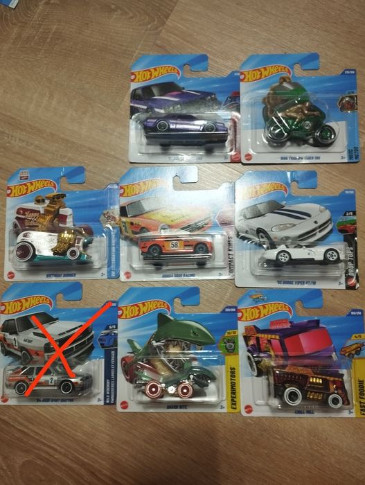 Samochodziki hot wheels
