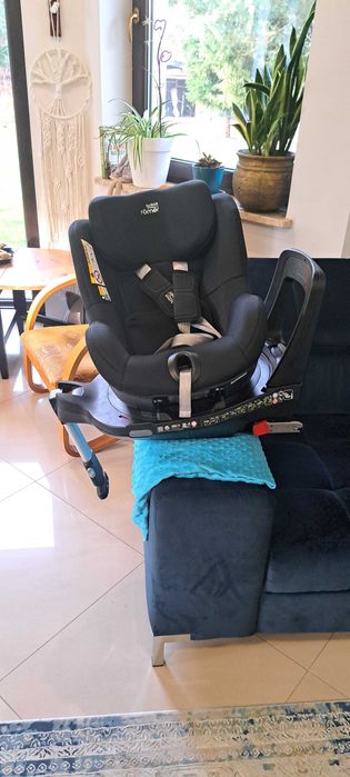 Fotelik obrotowy Britax DUALFIX M i-SIZE Black 0-18 kg