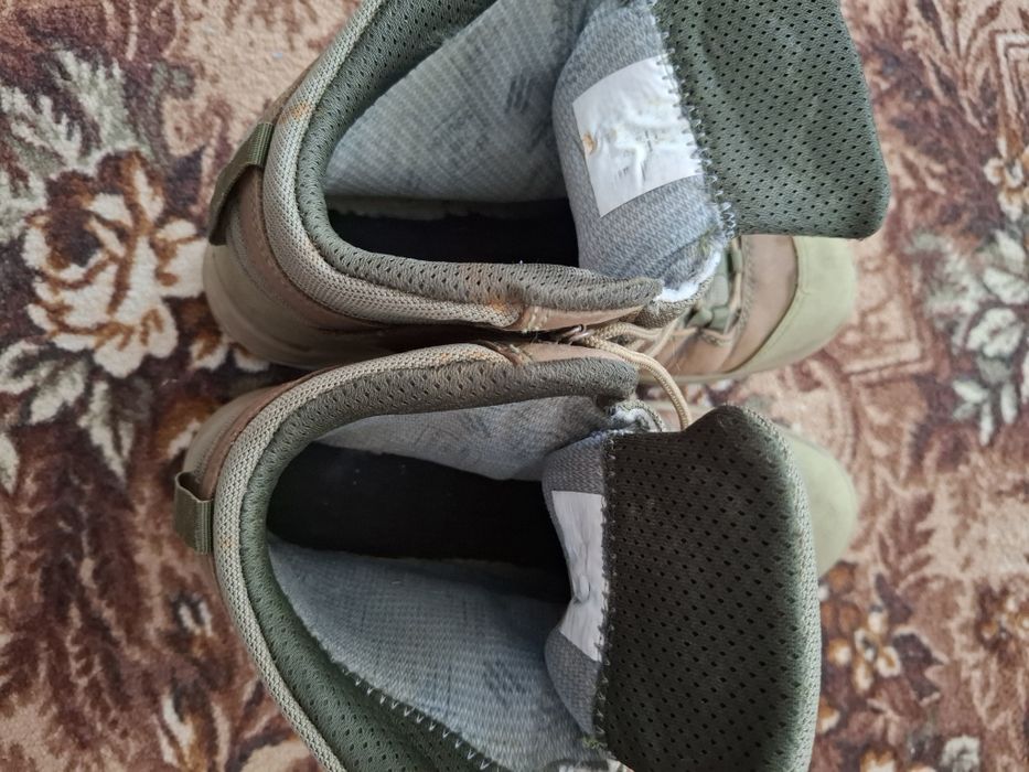 Продам ботинки (берци)