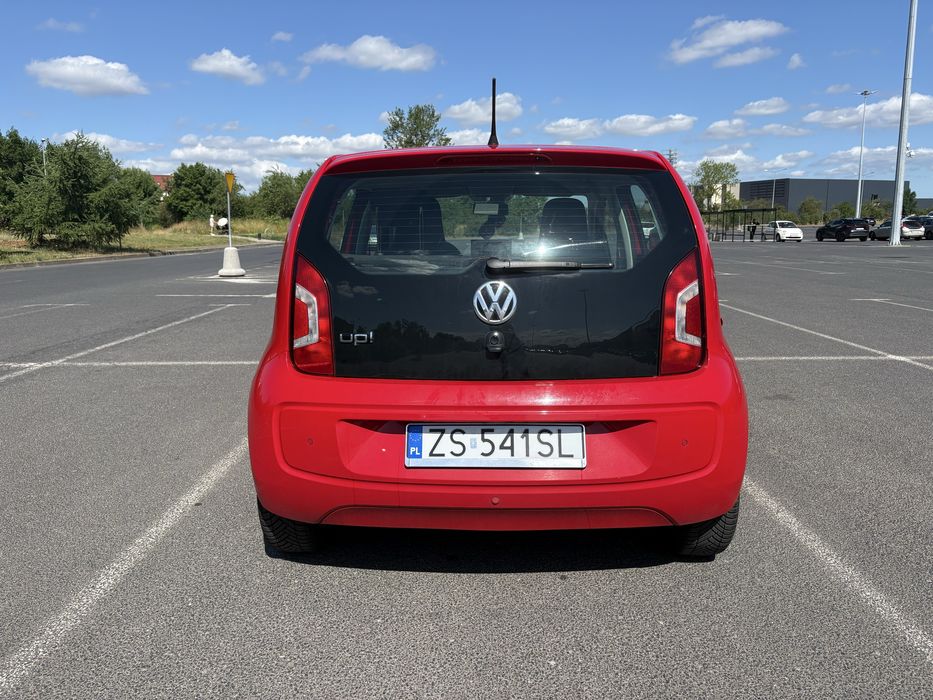 Volkswagen UP! 2016