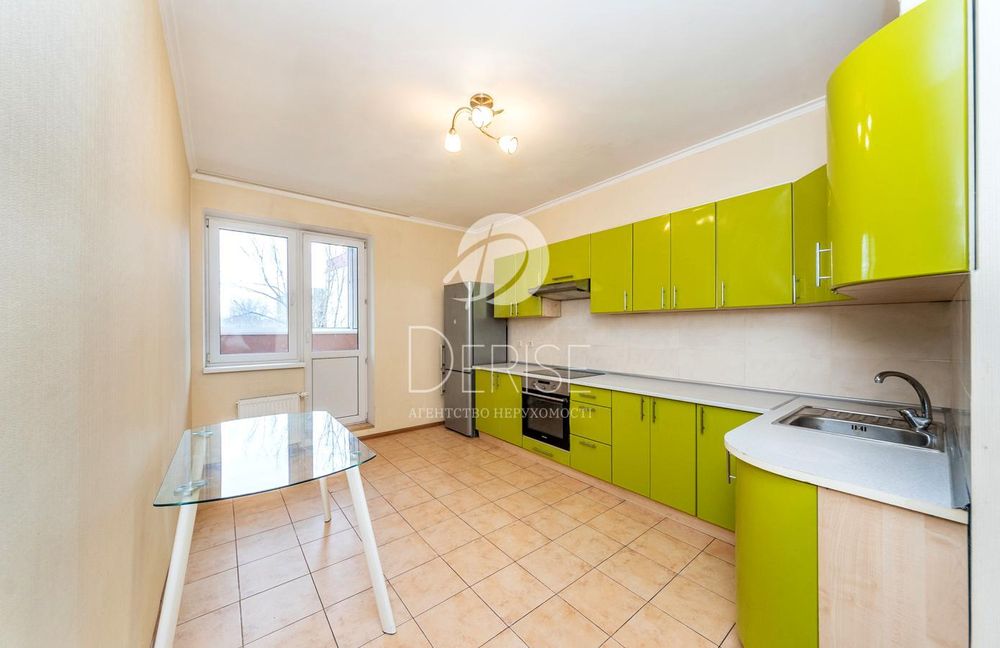 1КПродаж Голосіївський р-н Деміївка  Науки проспект