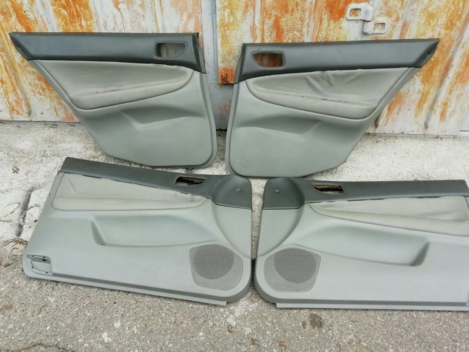 Продам Карты дверные Mitsubisni Galant