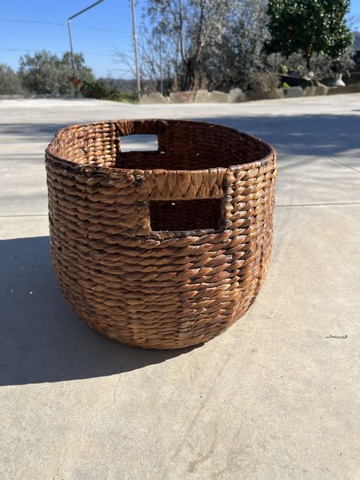 Cesto oval grande em verga com pegas – 48cm – Novo