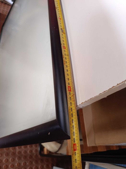 Moldura em vidro anti-reflexo