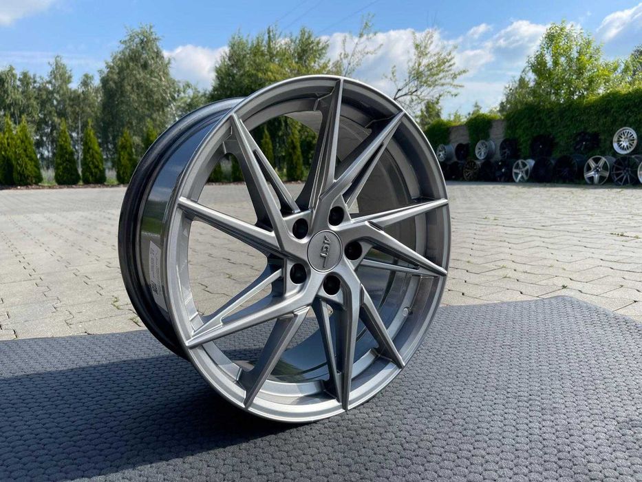 Felgi aluminiowe AGT 18259  18″ 8J ET35 5×112 Hyper Black