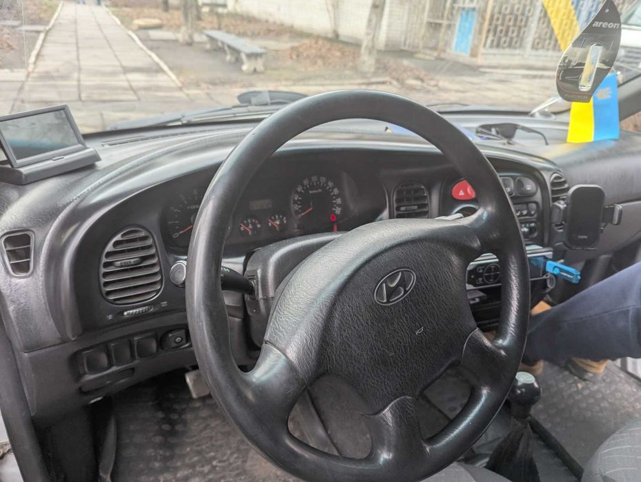 Хюндай Н1 мікроавтобус