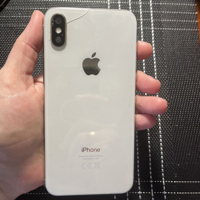 Продам Iphone 10 на 64gb