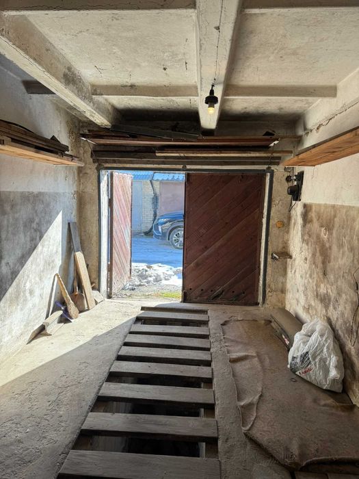 Продається гараж