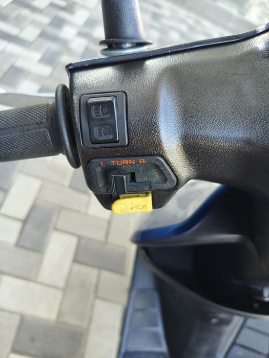 Скутер Honda Dio 27