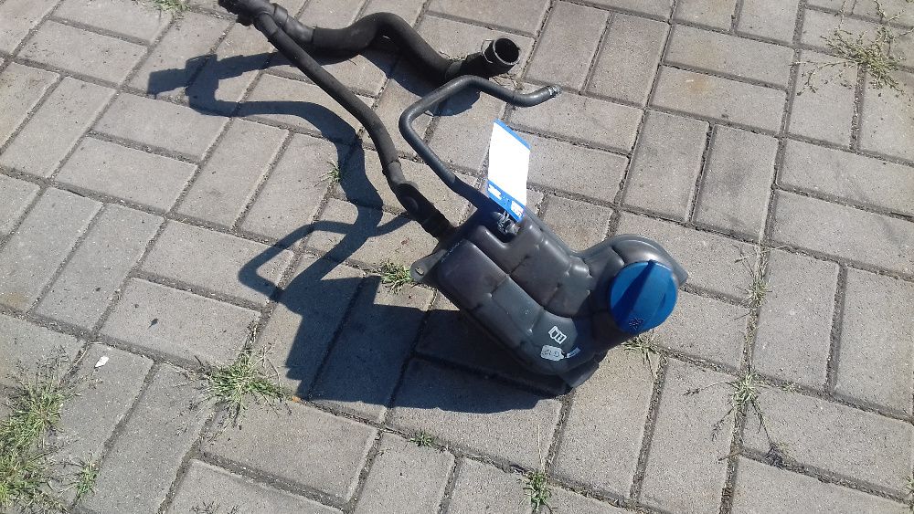 Zbiorniczek wyrównawczy płynu wody Audi A4 B6 B7